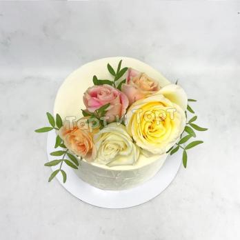 Торт с розами девушке