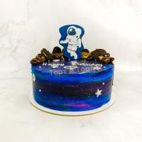торт с космонавтом  
